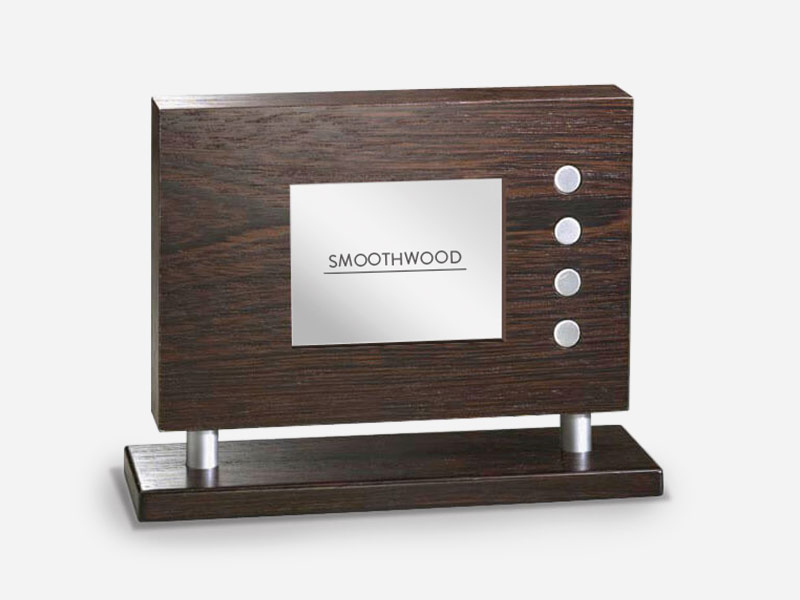 Rappel de marque en bois